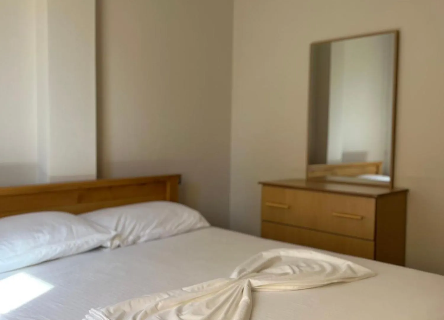 Kamberi Hotel & Apartments Velipojë 0*,  Αλβανία