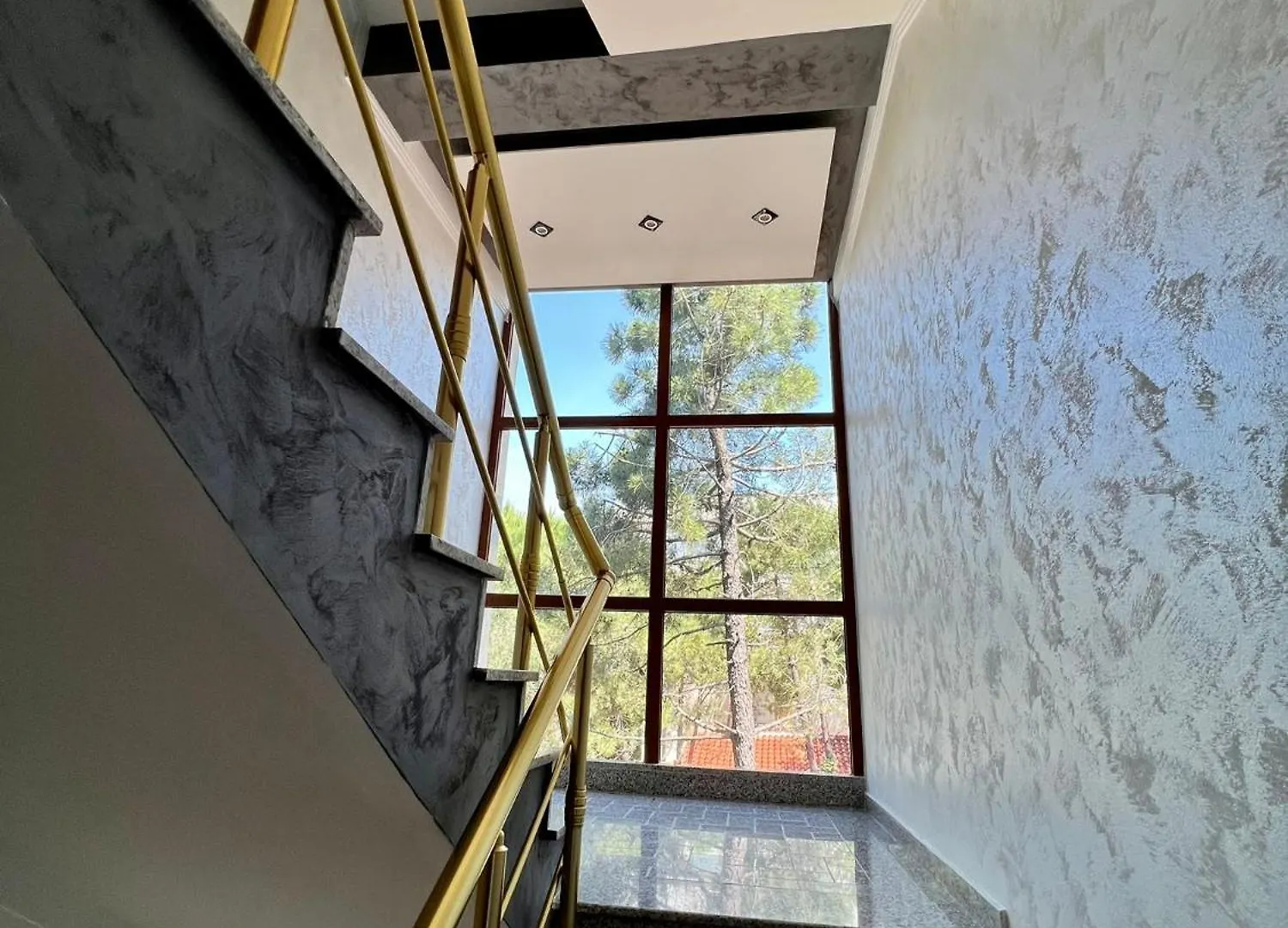 Kamberi Hotel & Apartments Velipojë Ξενοδοχείο με διαμερίσματα